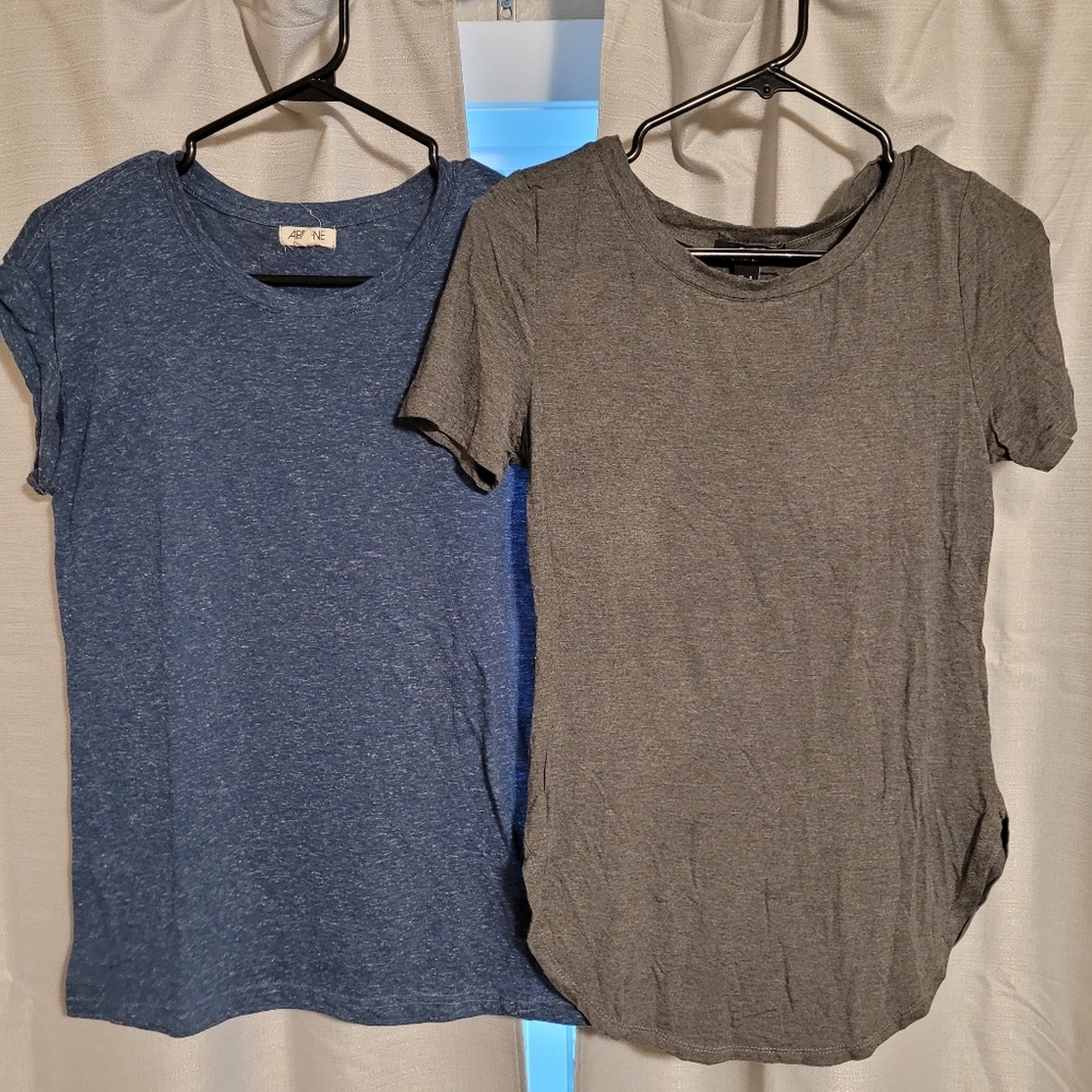 Duo of comfy Tshirts